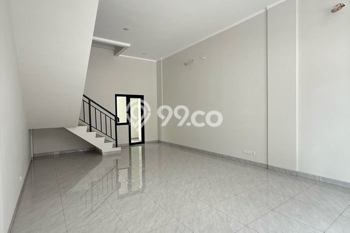 FOR RENT! Ruko di Summarecon Bekasi Cocok untuk Bisnis 189m2 FOR RENT! Ruko di Summarecon Bekasi Cocok untuk Bisnis 189m2