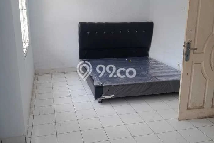 Jarang Ada! Rumah Kontrakan 4 Kamar Nyaman Siap Huni Cengkareng Barat Jarang Ada! Rumah Kontrakan 4 Kamar Nyaman Siap Huni Cengkareng Barat