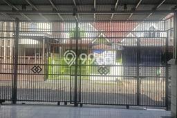 LOKASI TERBAIK! Rumah kawasan Cengkareng, 2 KM, Lingkungan Elite, Luas 90m² LB 125m² LOKASI TERBAIK! Rumah kawasan Cengkareng, 2 KM, Lingkungan Elite, Luas 90m² LB 125m²