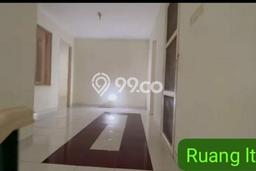 EXCLUSIVE OFFER! Rumah kawasan Daan Mogot, 4 KT, Lingkungan Elite, LT 200m² Bangunan 285m² EXCLUSIVE OFFER! Rumah kawasan Daan Mogot, 4 KT, Lingkungan Elite, LT 200m² Bangunan 285m²