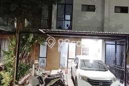 Rumah Luas Asri 3 KT Siap Pakai di Semanan Jakarta Barat Rumah Luas Asri 3 KT Siap Pakai di Semanan Jakarta Barat