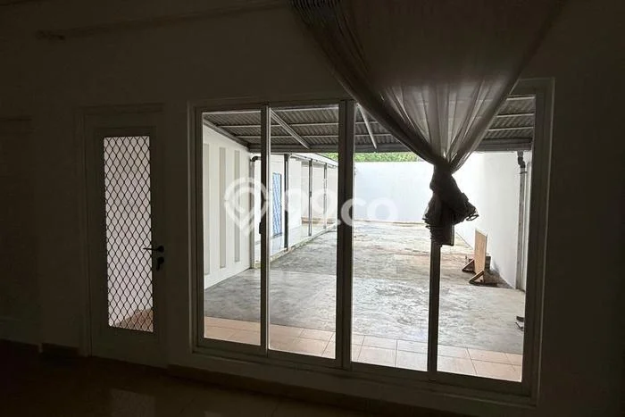 Sewa Rumah Murah di Pantai Indah Kapuk Jakarta Utara Punya 3 Kamar Tidur Sewa Rumah Murah di Pantai Indah Kapuk Jakarta Utara Punya 3 Kamar Tidur