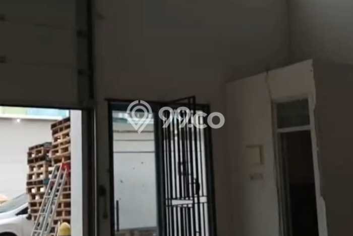 Unit Gudang Tersedia di Daan Mogot Spesifikasi LB 180m2 Unit Gudang Tersedia di Daan Mogot Spesifikasi LB 180m2
