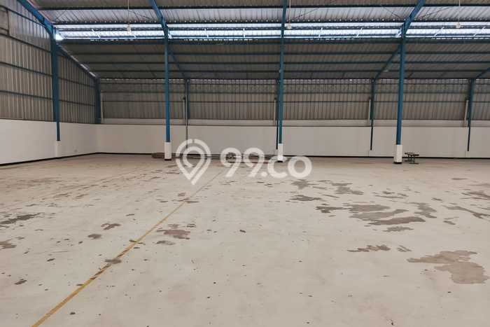 Gudang bagus disewakan di Cipondoh Tangerang dengan LB 1200m2 harga sewa terbaik Gudang bagus disewakan di Cipondoh Tangerang dengan LB 1200m2 harga sewa terbaik
