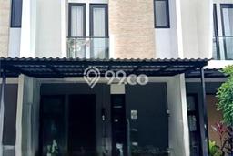 For Sale Hunian Rumah Terawat 3 Kamar di BSD City, Tangerang For Sale Hunian Rumah Terawat 3 Kamar di BSD City, Tangerang