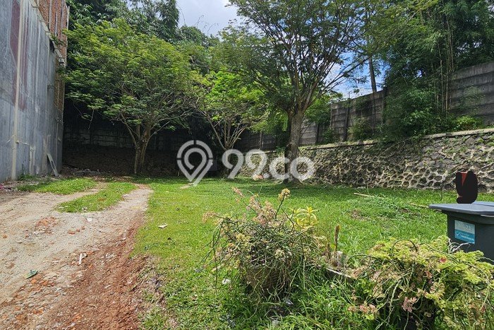 Untuk Dijual Tanah 240m2 di BSD Sevilla, Tangerang Untuk Dijual Tanah 240m2 di BSD Sevilla, Tangerang