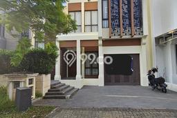 Rumah Mewah LB 215m2 Siap Huni Desain Elegan di BSD Green Wich, Tangerang Rumah Mewah LB 215m2 Siap Huni Desain Elegan di BSD Green Wich, Tangerang
