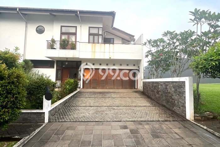 Rumah Elit Modern Tanpa Renovasi di BSD Bukit Golf Tangerang Rumah Elit Modern Tanpa Renovasi di BSD Bukit Golf Tangerang