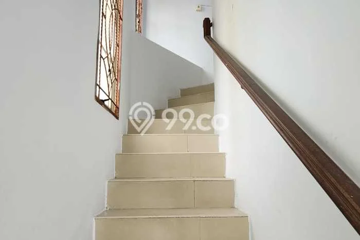 Rumah Minimalis 3 KT LT 200m2 di Lippo Karawaci Rumah Minimalis 3 KT LT 200m2 di Lippo Karawaci