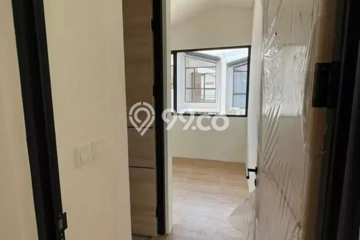 Jual Rumah Strategis Bagus Punya 3 KT di Karawaci Tangerang - Jual Rumah Strategis Bagus Punya 3 KT di Karawaci Tangerang -