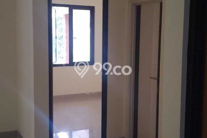 Rumah Luas Asri 4 KT Siap Pakai di Alam Sutera Tangerang Rumah Luas Asri 4 KT Siap Pakai di Alam Sutera Tangerang