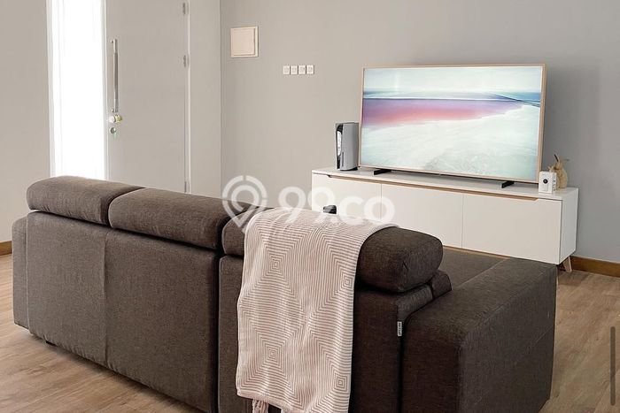 Rumah Elit Modern Tanpa Renovasi di Gading Serpong Tangerang Rumah Elit Modern Tanpa Renovasi di Gading Serpong Tangerang
