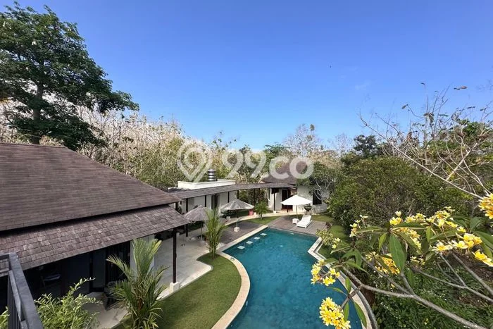 Vila Kawasan , Luas 1240m2m², Lokasi Strategis Vila Kawasan , Luas 1240m2m², Lokasi Strategis