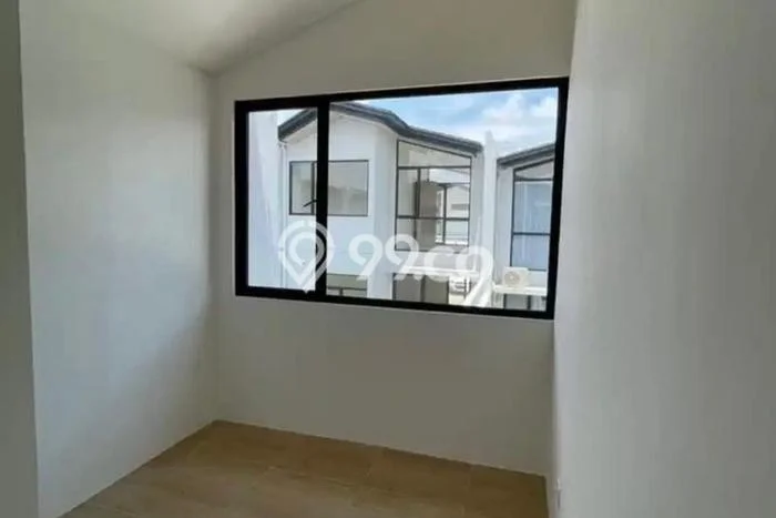 Jual Rumah Strategis Bagus Punya 3 KT di Karawaci Tangerang - Jual Rumah Strategis Bagus Punya 3 KT di Karawaci Tangerang -