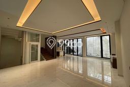 Rumah Elit Modern Siap Huni di Gading Serpong Tangerang Rumah Elit Modern Siap Huni di Gading Serpong Tangerang