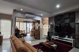 Ready to Use! Premium House LT 324m2 Desain Elegan di BSD Ready to Use! Premium House LT 324m2 Desain Elegan di BSD