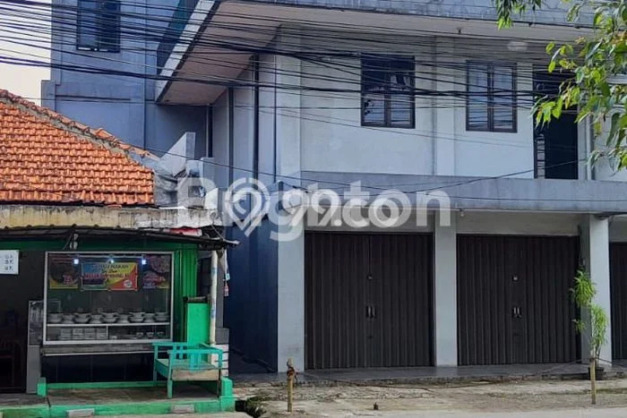 Disewakan Ruko di Kawasan Ramai Kedung Halang Luas 141m2 Disewakan Ruko di Kawasan Ramai Kedung Halang Luas 141m2