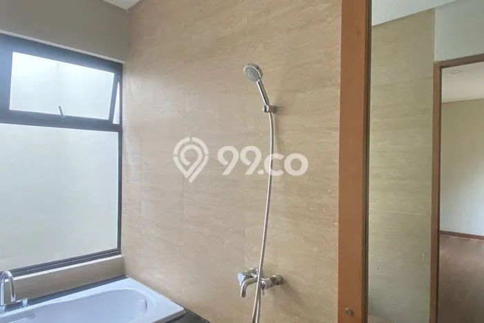 Hunian Elit LB 126m2 Siap Huni Desain Elegan di Gadog, Bogor Hunian Elit LB 126m2 Siap Huni Desain Elegan di Gadog, Bogor