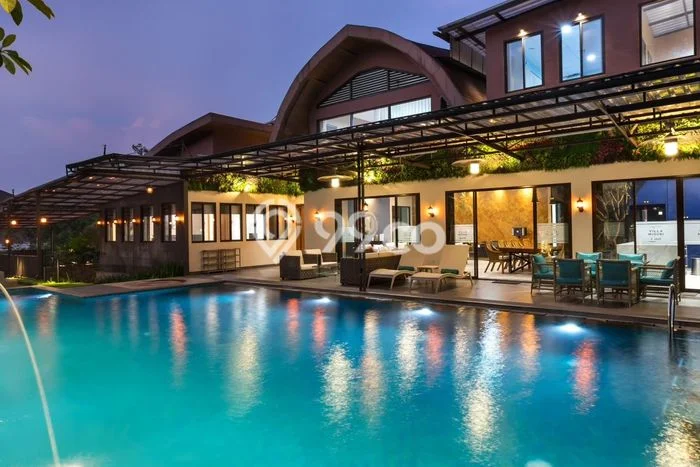 PREMIUM CHOICE! Rumah di Gadog, 5 KT, Lingkungan Asri, LT 480m2m² Bangunan 219m2m² PREMIUM CHOICE! Rumah di Gadog, 5 KT, Lingkungan Asri, LT 480m2m² Bangunan 219m2m²