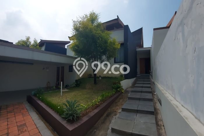 Vila Nyaman Kawasan Megamendung, Ukuran 252m2m², Pemandangan Indah di area Vila Nyaman Kawasan Megamendung, Ukuran 252m2m², Pemandangan Indah di area