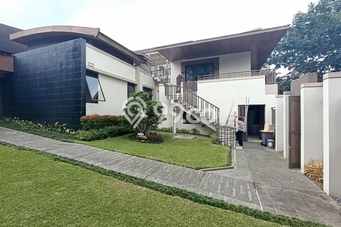For Sale! Premium House LT 604m2 Desain Modern di Gadog For Sale! Premium House LT 604m2 Desain Modern di Gadog