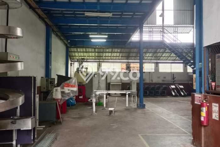 Unit Gudang Dijual di BSD Tangerang Selatan Luas Tanah 880m2, Luas Bangunan 490m2 Unit Gudang Dijual di BSD Tangerang Selatan Luas Tanah 880m2, Luas Bangunan 490m2