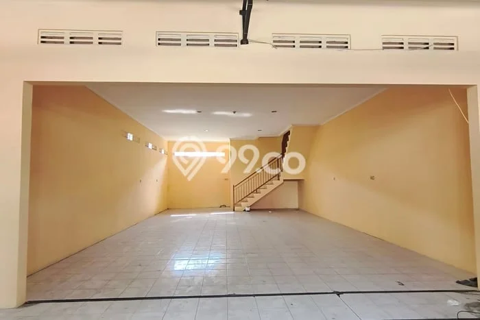Ruko For Rent di Sambiroto, Luas 180m², Area Bisnis, Akses Strategis Ruko For Rent di Sambiroto, Luas 180m², Area Bisnis, Akses Strategis