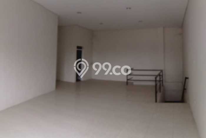 Ruko Kawasan Semarang Utara, Luas 80m², Lokasi Komersial, For Rent Ruko Kawasan Semarang Utara, Luas 80m², Lokasi Komersial, For Rent