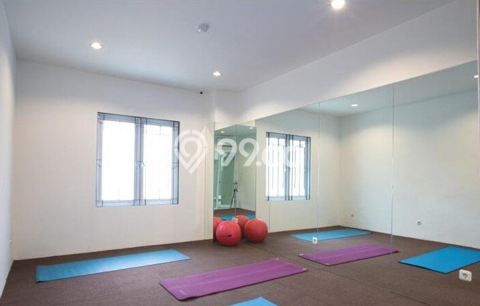 Rumah Luxury Modern Siap Huni di Mampang Jakarta Selatan Rumah Luxury Modern Siap Huni di Mampang Jakarta Selatan