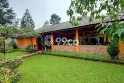 Area Ramai! Komersial Dijual di Caringin untuk Bisnis Luas Bangunan 2000m2 Area Ramai! Komersial Dijual di Caringin untuk Bisnis Luas Bangunan 2000m2