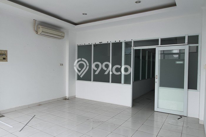 Ruko Dijual di Menteng Jakarta Pusat dengan Luas Bangunan 317m2 Ruko Dijual di Menteng Jakarta Pusat dengan Luas Bangunan 317m2
