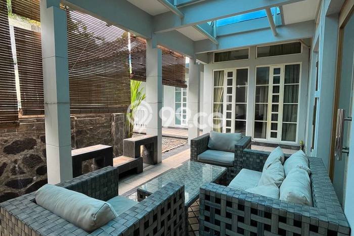 Best Deal Hunian Premium Ideal dan Luas di Menteng, Jakarta Pusat Best Deal Hunian Premium Ideal dan Luas di Menteng, Jakarta Pusat