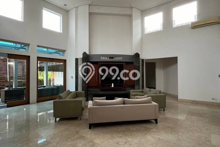 Best Deal Hunian Premium Ideal dan Luas di Menteng, Jakarta Pusat Best Deal Hunian Premium Ideal dan Luas di Menteng, Jakarta Pusat