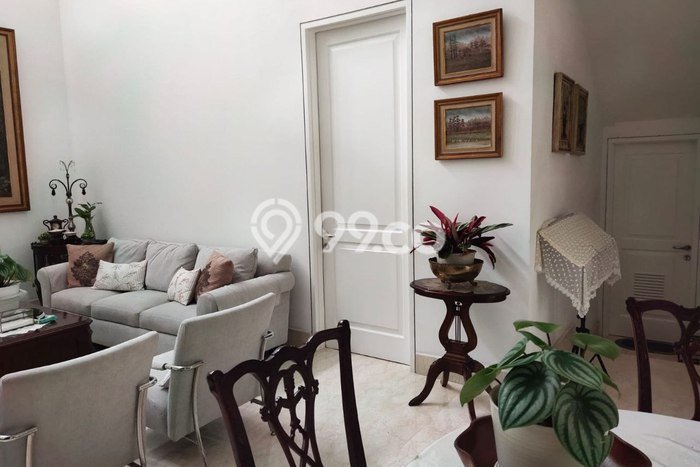 Hunian Mewah Siap Huni LT 285m2 di Menteng, Jakarta Pusat Hunian Mewah Siap Huni LT 285m2 di Menteng, Jakarta Pusat