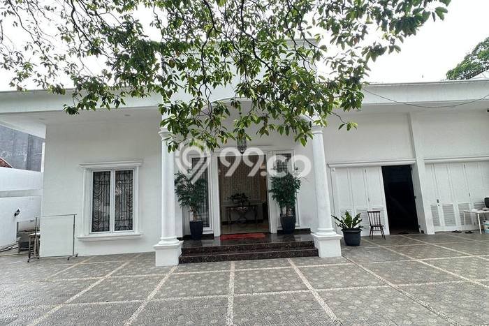 Siap Huni Hunian Elit 4 Kamar di Menteng Dekat ke Mana Saja Siap Huni Hunian Elit 4 Kamar di Menteng Dekat ke Mana Saja