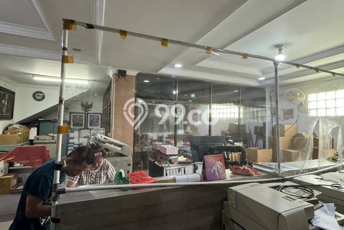 Kantor Bagus LT 650m2 LB 800000m2 Dijual di Menteng Jakarta Pusat Kantor Bagus LT 650m2 LB 800000m2 Dijual di Menteng Jakarta Pusat