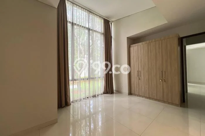 Disewakan Rumah Modern di Menteng Harga Rp 1,2 Miliar/ Tahun Disewakan Rumah Modern di Menteng Harga Rp 1,2 Miliar/ Tahun