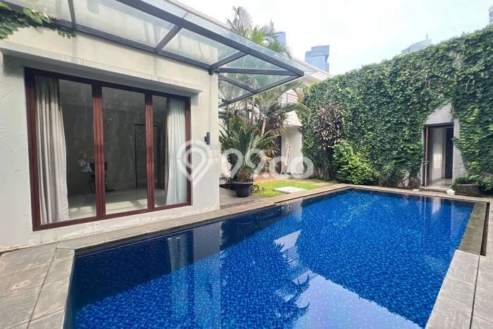 Disewakan Rumah Modern di Menteng Harga Rp 1,2 Miliar/ Tahun Disewakan Rumah Modern di Menteng Harga Rp 1,2 Miliar/ Tahun