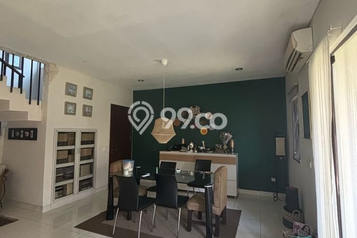 Hunian Mewah LB 200m2 Siap Pakai Desain Elegan di BSD The Green, Tangerang Hunian Mewah LB 200m2 Siap Pakai Desain Elegan di BSD The Green, Tangerang