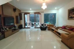 Dijual Rumah Premium dengan Fasilitas Sekitar Komplit di Sukasari, Bandung Dijual Rumah Premium dengan Fasilitas Sekitar Komplit di Sukasari, Bandung
