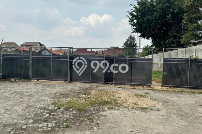 Untuk Dijual Tanah di Jakarta Barat, Luas 3260m2 SHM Untuk Dijual Tanah di Jakarta Barat, Luas 3260m2 SHM