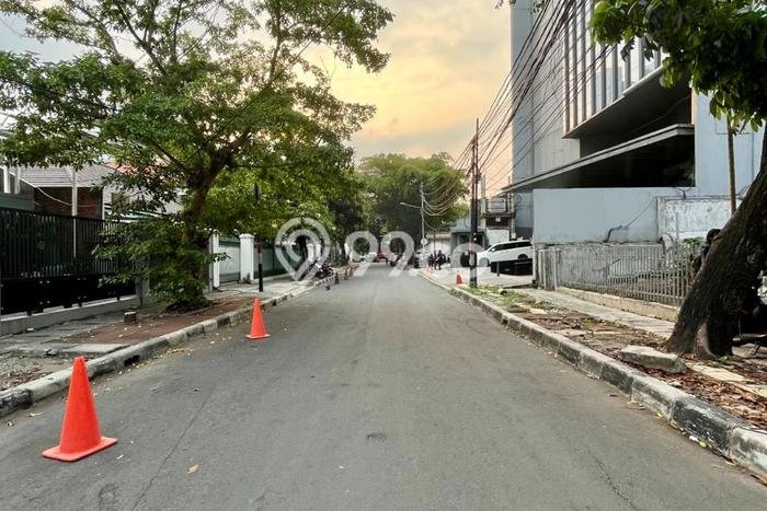 Kantor Dijual di Jakarta Pusat LT 562m2 & LB 2375m2 Lokasi Terbaik! Kantor Dijual di Jakarta Pusat LT 562m2 & LB 2375m2 Lokasi Terbaik!