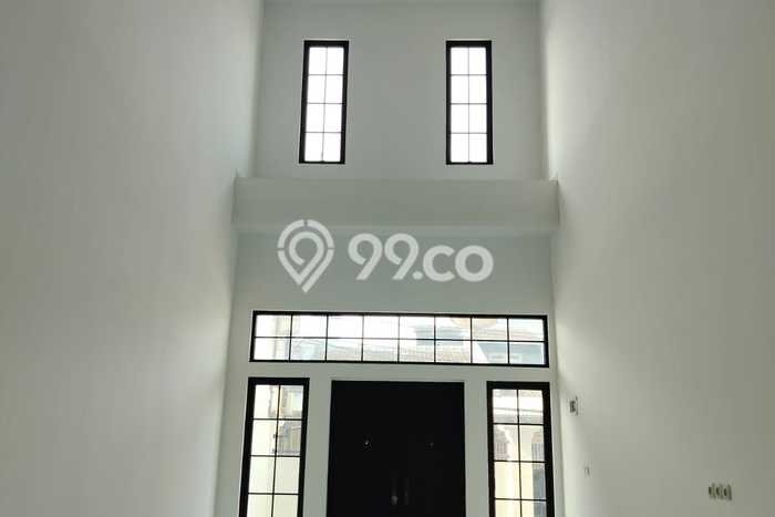 Rumah Luxury Modern Tanpa Renovasi di Daan Mogot Jakarta Barat Rumah Luxury Modern Tanpa Renovasi di Daan Mogot Jakarta Barat