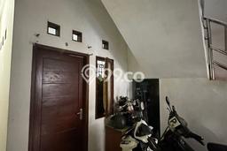 AREA PREMIUM! Kost Kawasan Lengkong, Ukuran 121m², Dekat pusat kota AREA PREMIUM! Kost Kawasan Lengkong, Ukuran 121m², Dekat pusat kota
