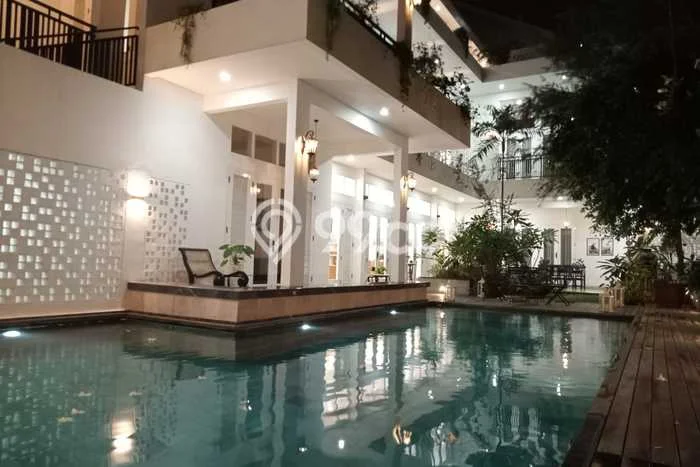 Rumah Elit LB 2000m2 Siap Huni Desain Elegan di Kemanggisan, Jakarta Barat Rumah Elit LB 2000m2 Siap Huni Desain Elegan di Kemanggisan, Jakarta Barat