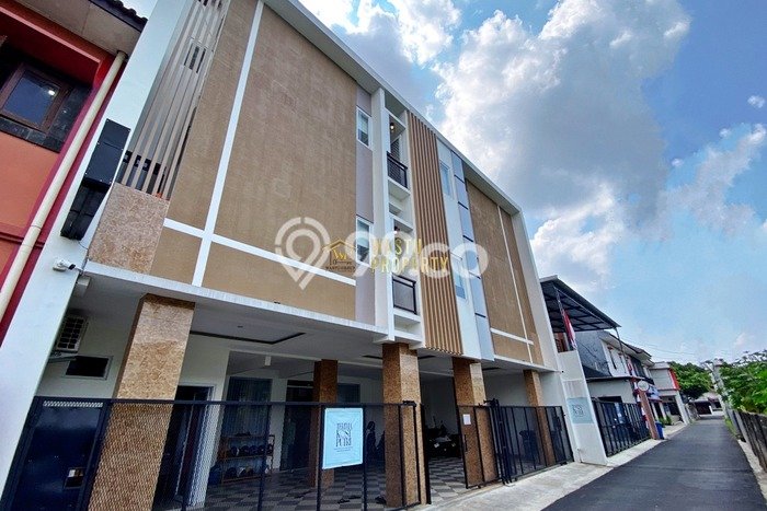 Unit Kost Dijual di Depok dengan 27 Kamar Tidur & Luas Bangunan 608m2 Unit Kost Dijual di Depok dengan 27 Kamar Tidur & Luas Bangunan 608m2