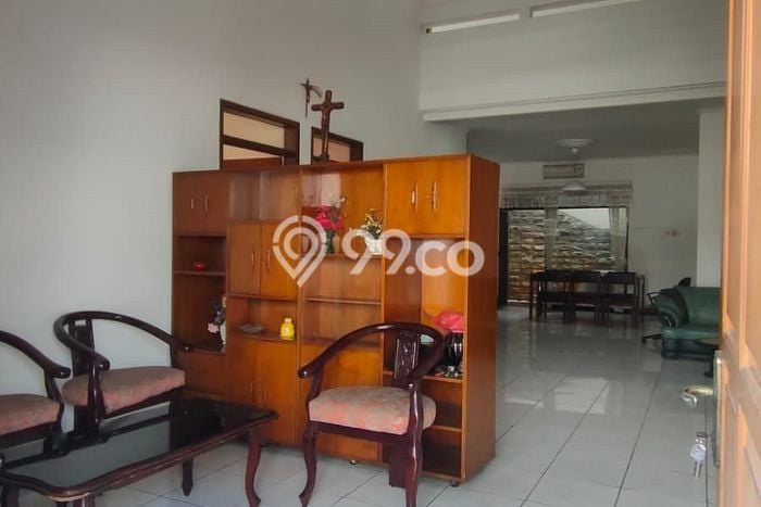 Rumah 3 KT 2 KM LT 206m2m², Luas Bangunan 220m2m² di , Semarang Rumah 3 KT 2 KM LT 206m2m², Luas Bangunan 220m2m² di , Semarang
