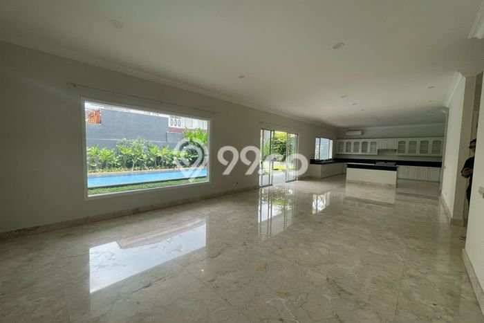 PREMIUM LIVING! Rumah kawasan Lippo Karawaci, 3 KM, Area Berkembang, LT 700m² LB 600m² PREMIUM LIVING! Rumah kawasan Lippo Karawaci, 3 KM, Area Berkembang, LT 700m² LB 600m²