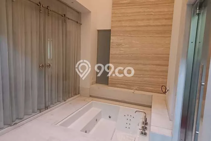 For Sale! Premium House LT 450m2 Desain Modern di Pantai Indah Kapuk For Sale! Premium House LT 450m2 Desain Modern di Pantai Indah Kapuk