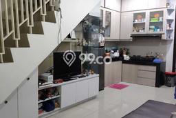 HARGA TERBAIK! Rumah area Green Lake City, 2 KT, Area Asri, Luas 48m² Bangunan 68m² HARGA TERBAIK! Rumah area Green Lake City, 2 KT, Area Asri, Luas 48m² Bangunan 68m²